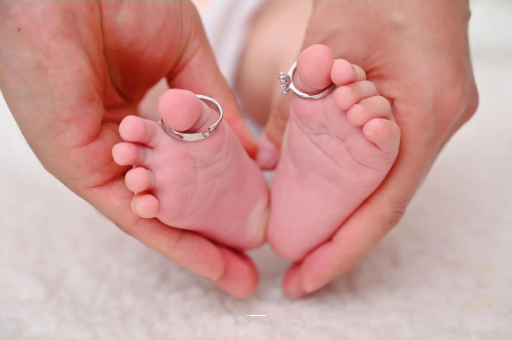 专业试管借卵代怀机构7个月孕妇肚子疼