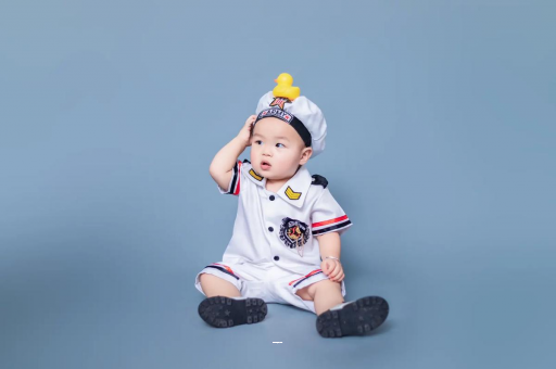 专业试管借卵代怀机构宝宝老摇头怎么回事